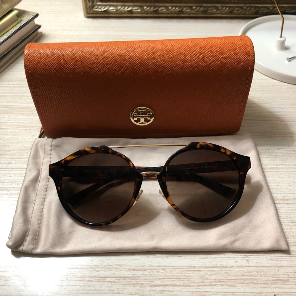 Tory Burch Sunglasses (Polarized)